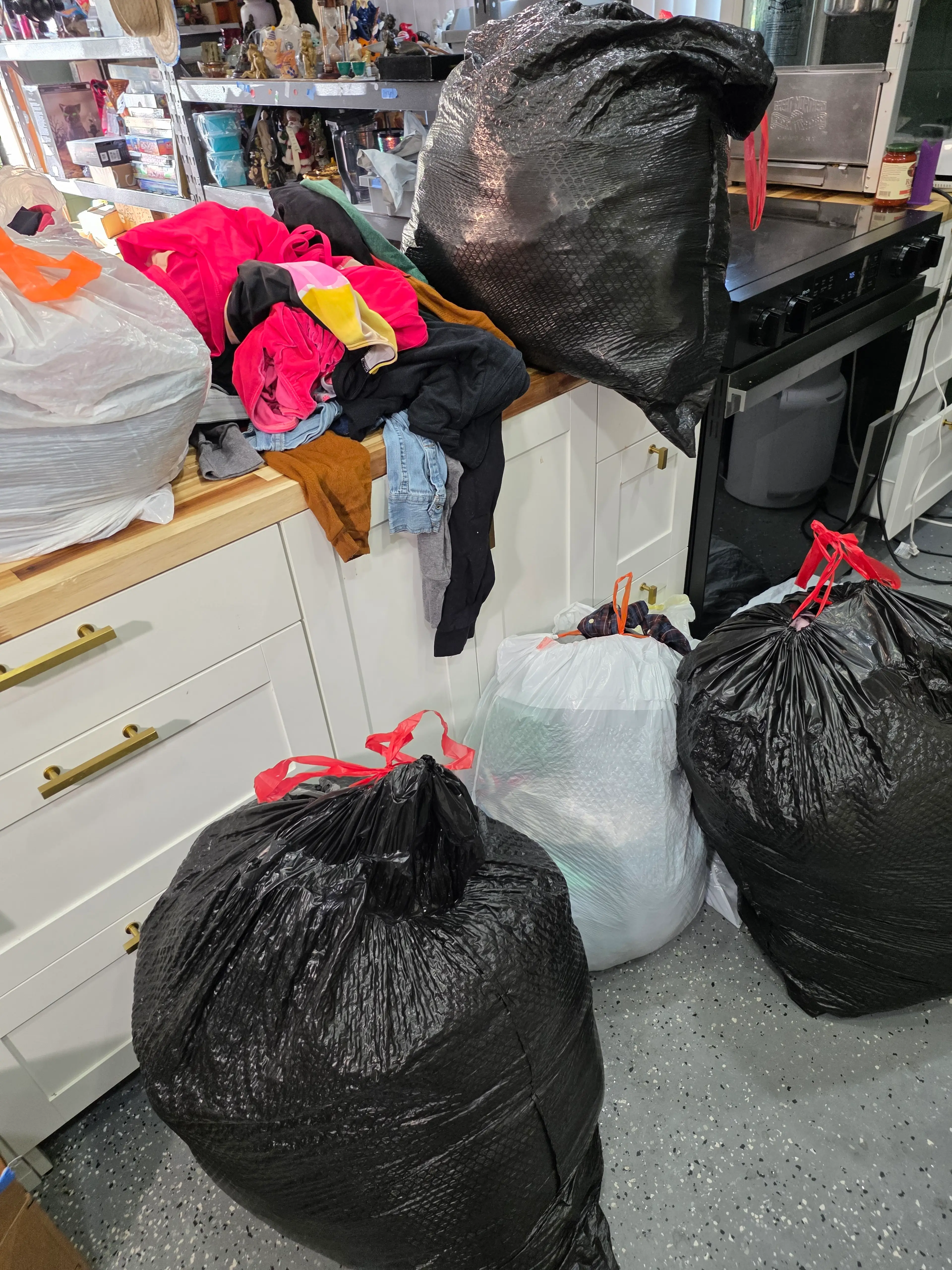 Huge bulk lots of clothes! Sold by the box 