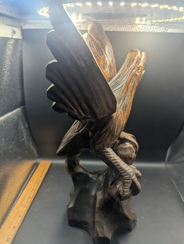 Vintage Hand Carved Wooden Eagle Made In Taiwan Republic Of China 1945-59 16 x 10 x 8 in. As Is