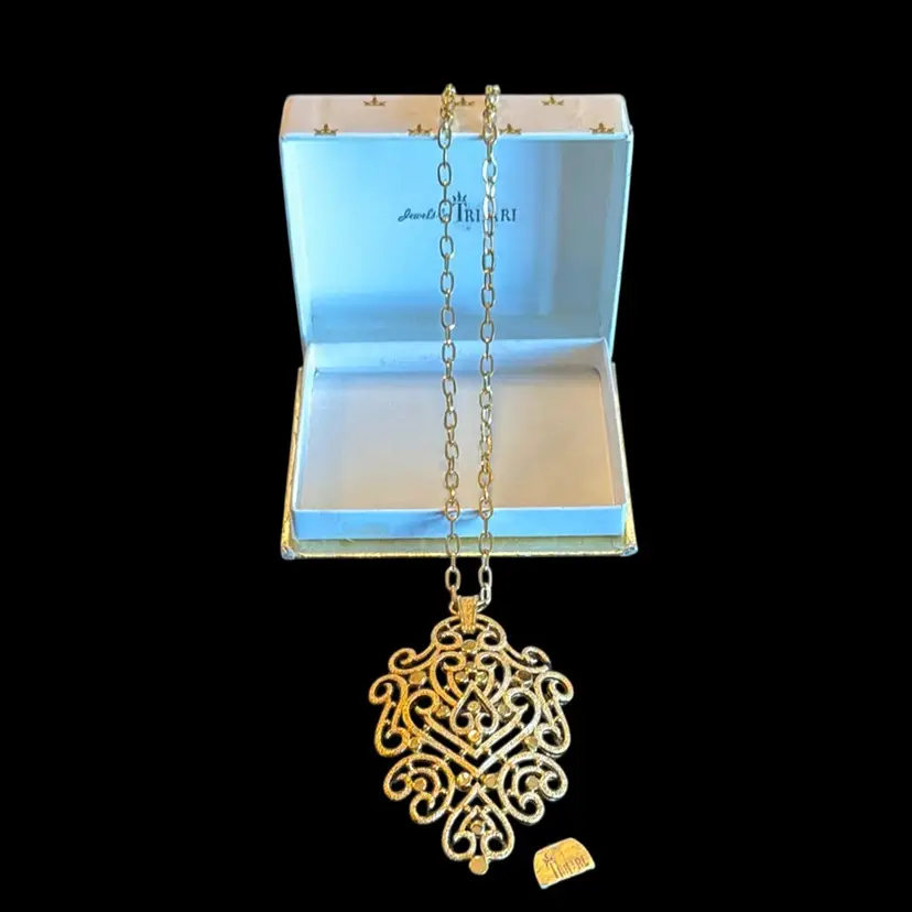 Vintage Crown Trifari GoldTone Filigree Domed Scrollwork Large 3.5” Pendant Necklace 23” w/ Org. Hangtag & Box NOS