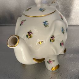 Grace’s Fine Porcelain Gorgeous Elegant Elephant Teapot