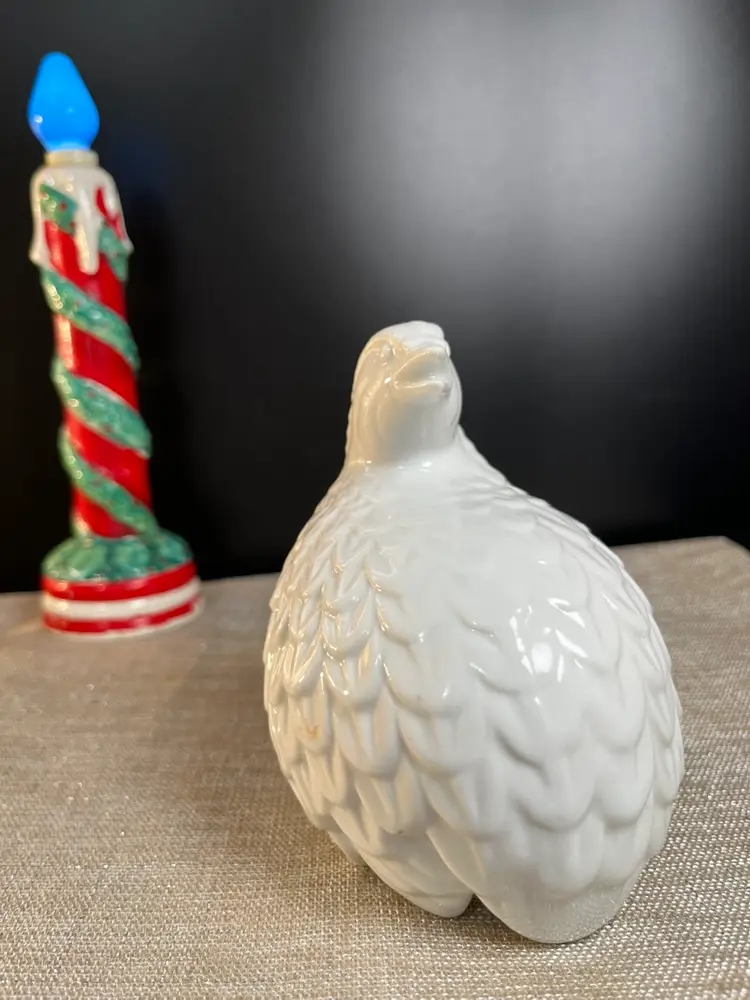 Homco Glossy Ivory Textured Quail
