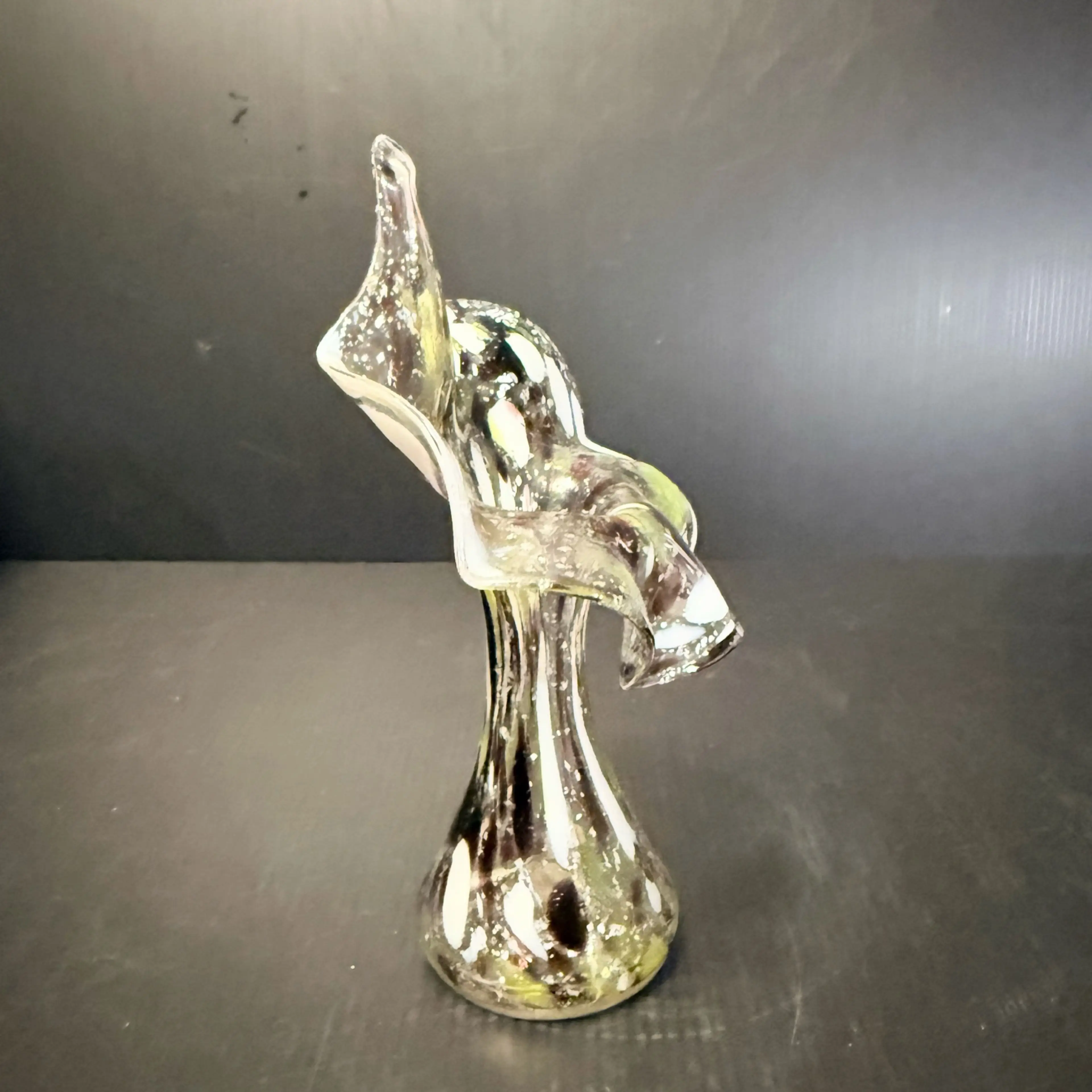 Image 2 of 7