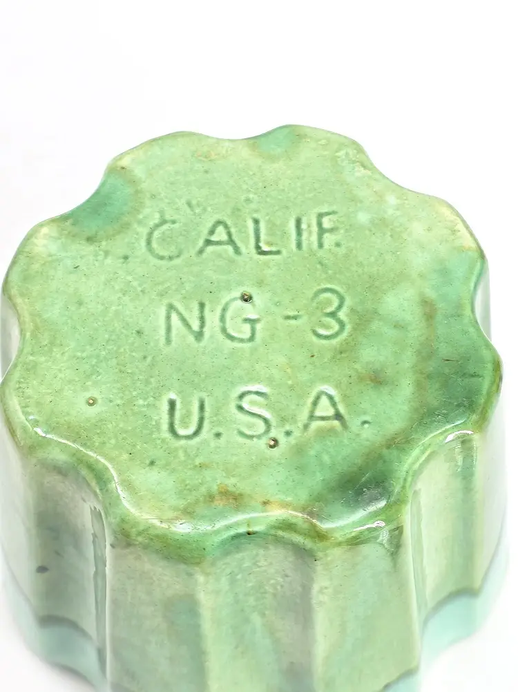 California USA Pottery Green Drip Glaze Planter 4" x 5.25"
