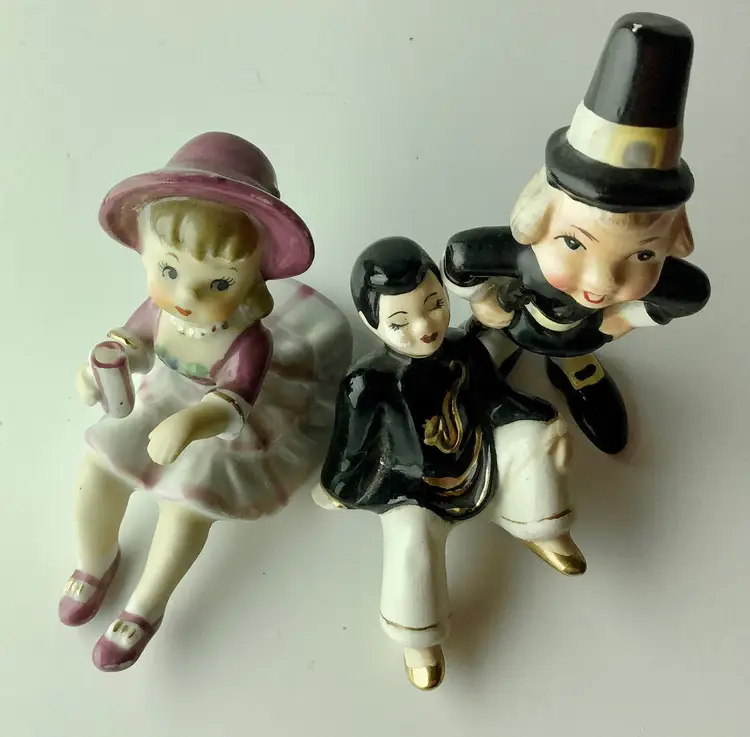 Vintage 1950s Ceramic Figurines Sweet
