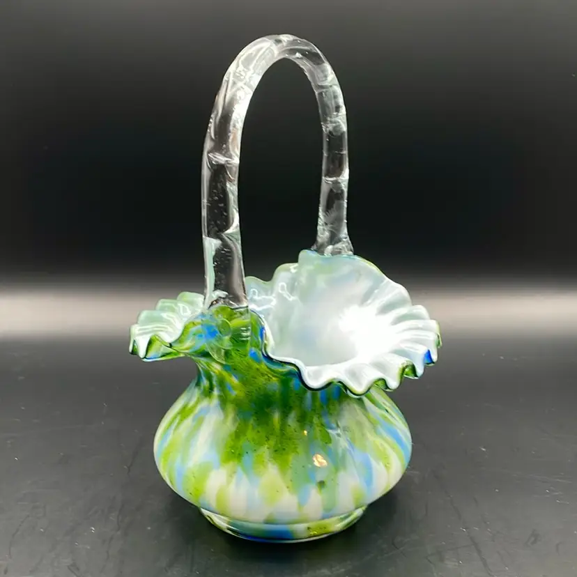 #632 VTG Fenton Vase Ruffled Rim Basket Green/Blue
