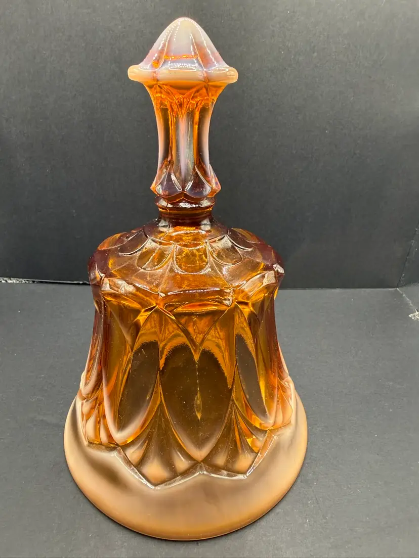 Fenton Whittington Cameo Bell 7”