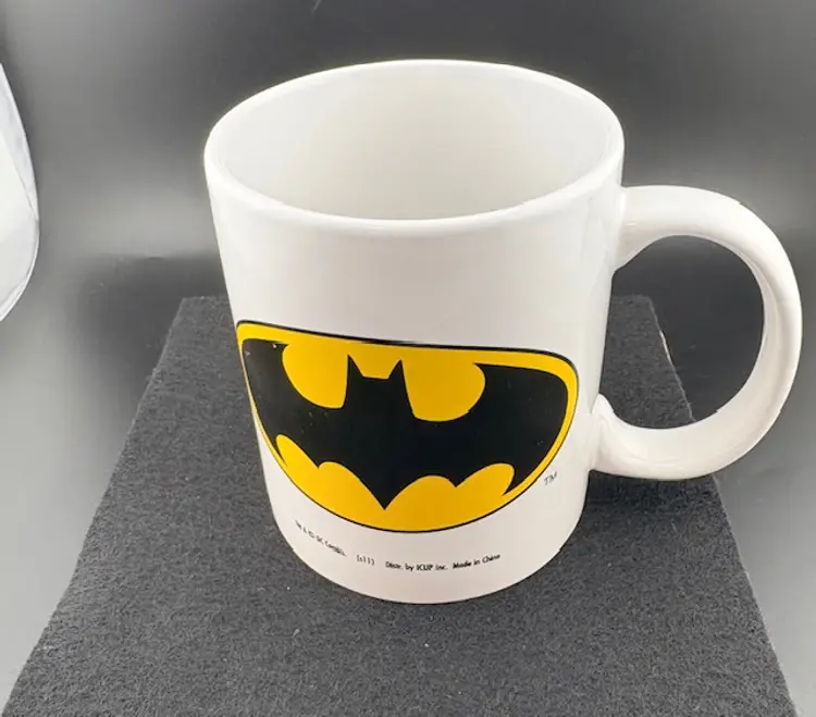 Set of 2 Batman Coffee Mugs - One Black with Batman and One White with Logo