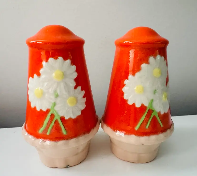Vintage Orange Salt & Pepper Shakers With Daisies