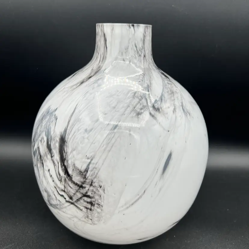 Beautiful Contemporary Glass White And Black Vase 8.5” Tall