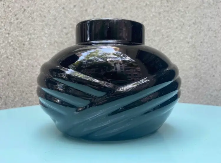 80s Deco Revival Vase