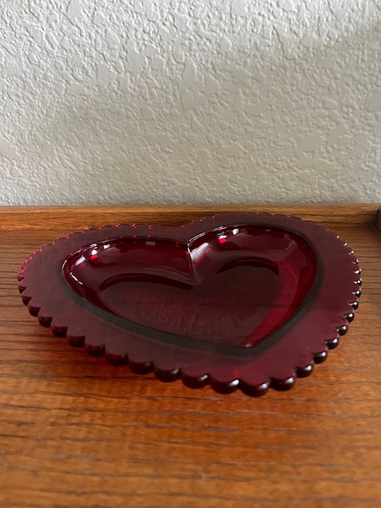 Hallmark Deep Red Heart Glass Scalloped Edge
