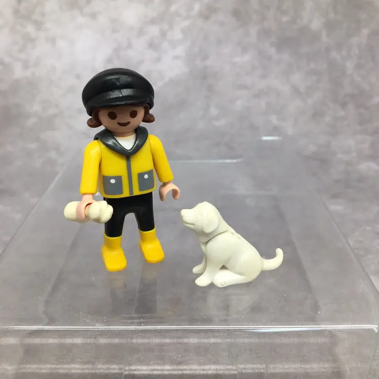 Playmobil Little Girl, Bone & Puppy