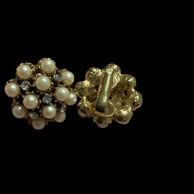 Vintage Goldtone Faux Pearl Cluster Clip On Earrings. With Clear GL Rhinestones. Not Signed.