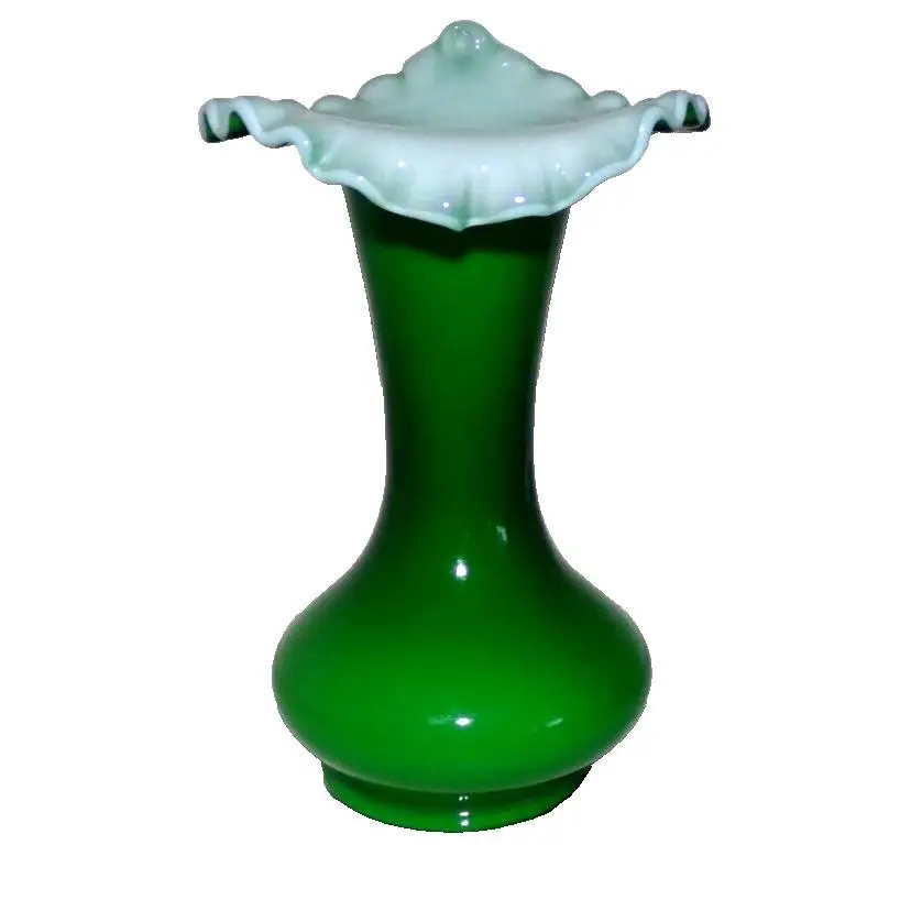 Vintage Fenton Ivy Green Overlay Glass Crimped Jack In The Pulpit Vase Very Rare