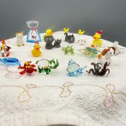 #02 - Choose a Tiny Glass Animal