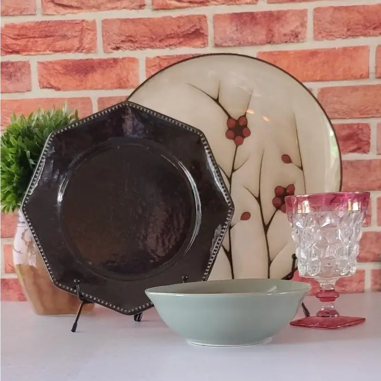 Mix~Match - Red Apple Blossom 4 pc place setting