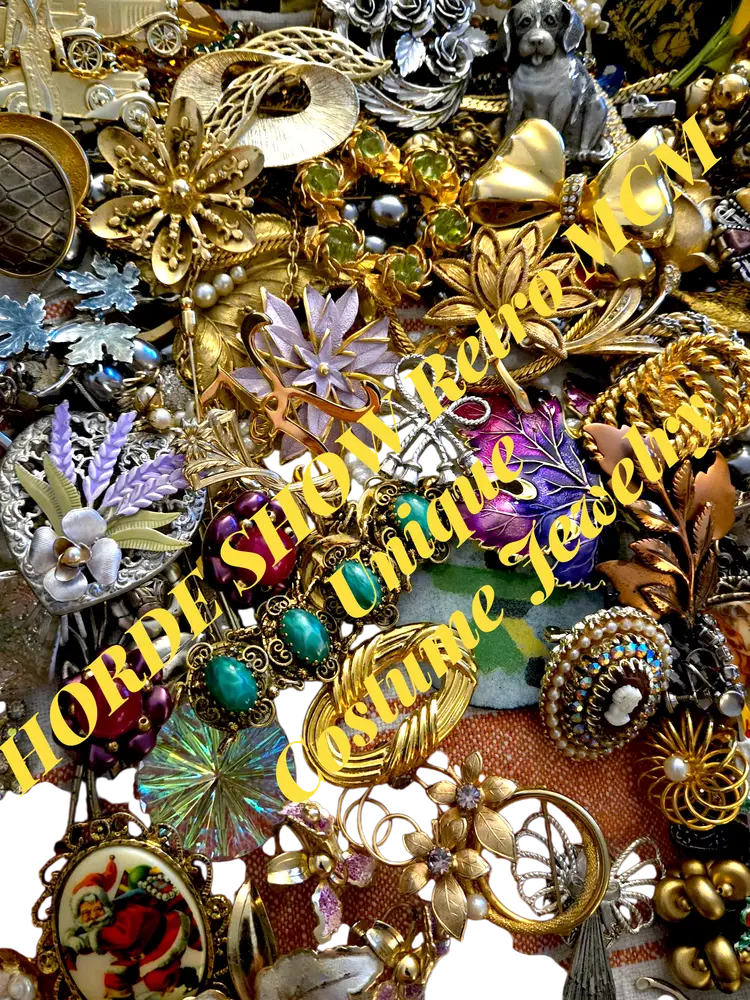 Costume Jewelry Morning Horde! Super MCM and More