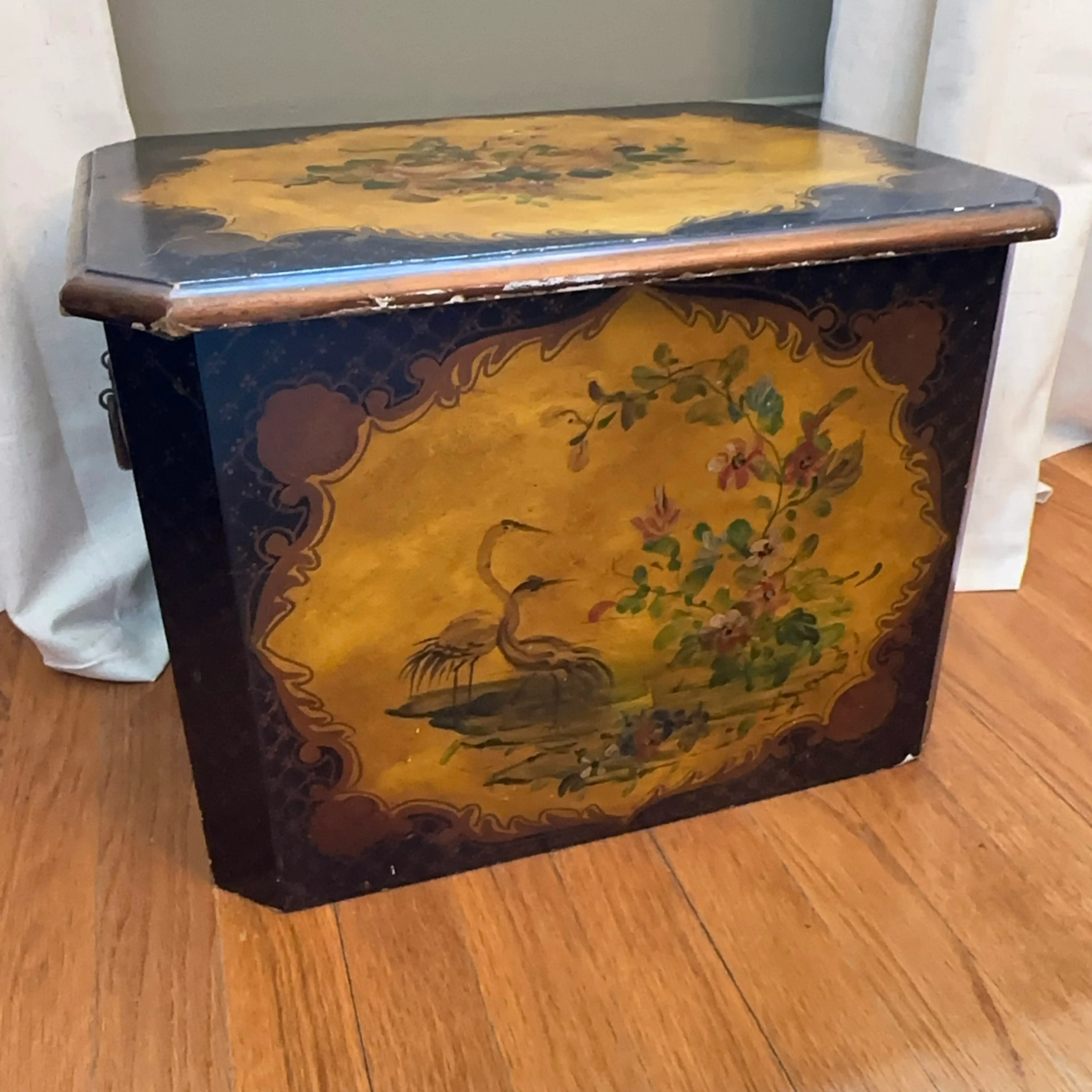Image 1 of 7