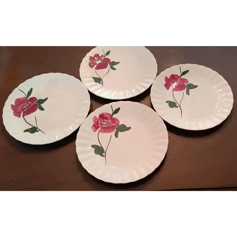 Vintage Set Of 4 Southern Potteries Red Floral Plates 9.5"