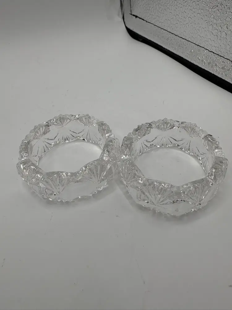 Set Of 2 Clear Pressed Glass Napkin Rings - Great For Paperweight Stands 1.75”