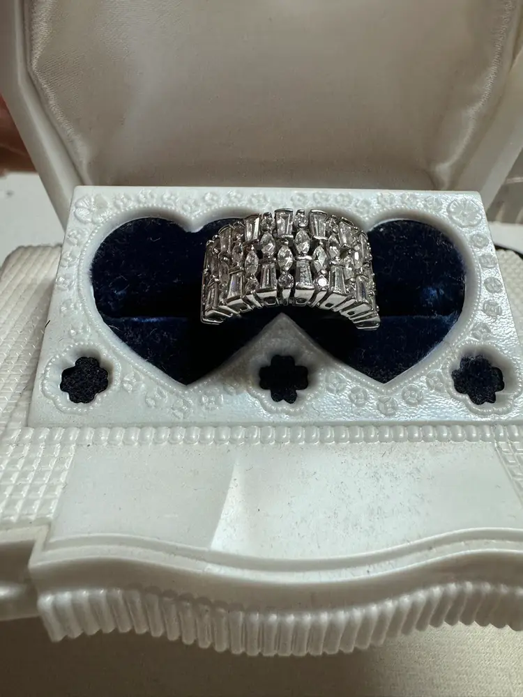 14k White Gold CZ Ring Size 5.5