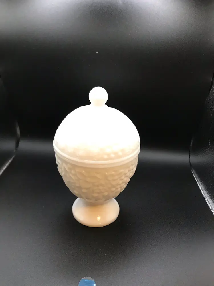 Avon White Milk Glass w/ Lid Pedestal Compote Candy Nut Dish Floral Vintage