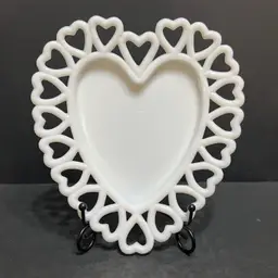 MARKDOWN! Westmoreland Milk Glass Heart Serving Trinket Dish ~8” x 7.25”