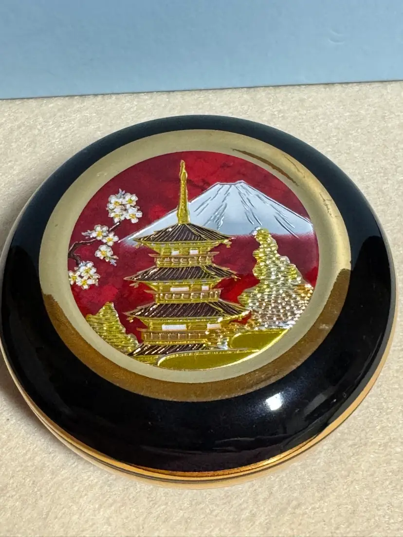 Vintage Japanese Art of Chokin trinket box with Mount Fuji and pagoda