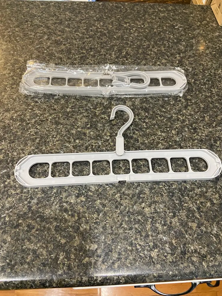 #01 Space Saver Plastic Hangers Lot Of 20