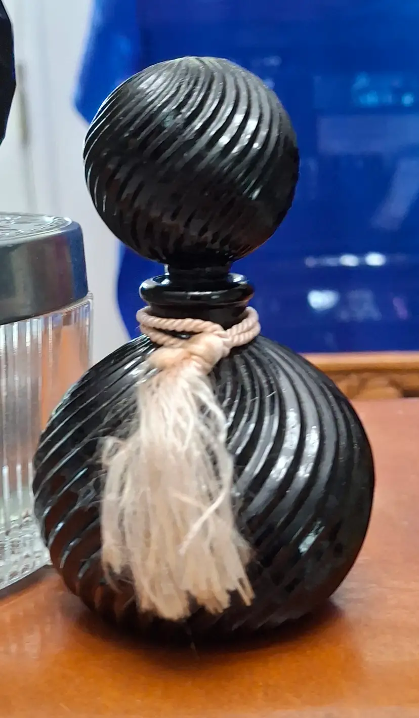 167 Vintage Black Swirl Glass Perfume Bottle with Tassel Stopper