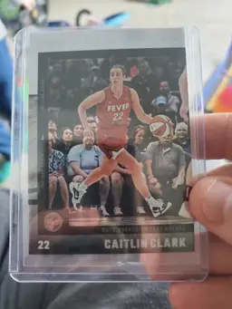 2025 Panini Caitlin Clark Chronicled Holo #44