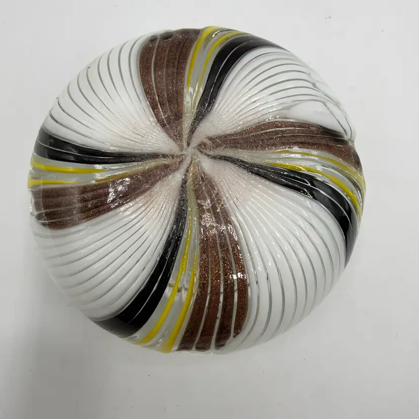 Pinwheel Surface Pattern Hollow Paperweight AS IS
