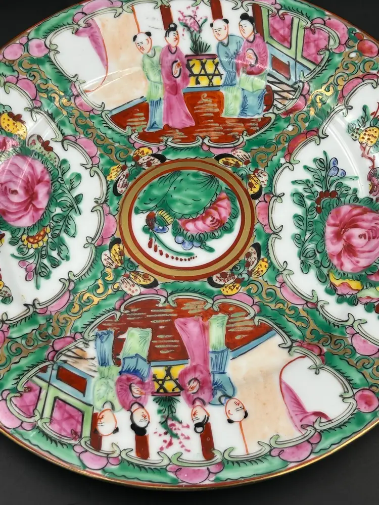 Vintage Chinese Rose Medallion Famille Decorative Plate Hand Painted In Hong Kong