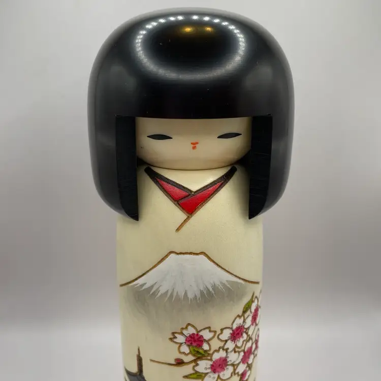 Japanese Usaburo Kokeshi Wooden Doll Girl Sakura (Cherry Blossoms) Mt Fuji w/ Box