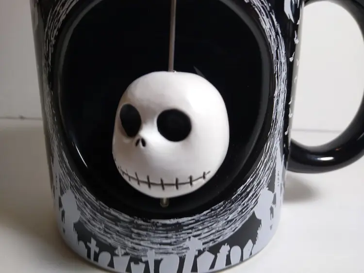Disney Nightmare Before Christmas SPINNING Jack Head Halloween Mug Cup 20 Oz