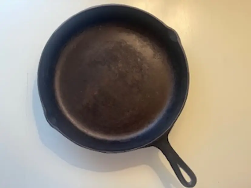 Vintage Cast Iron Skillet – 12” – Well-Seasoned – Excellent Cookware