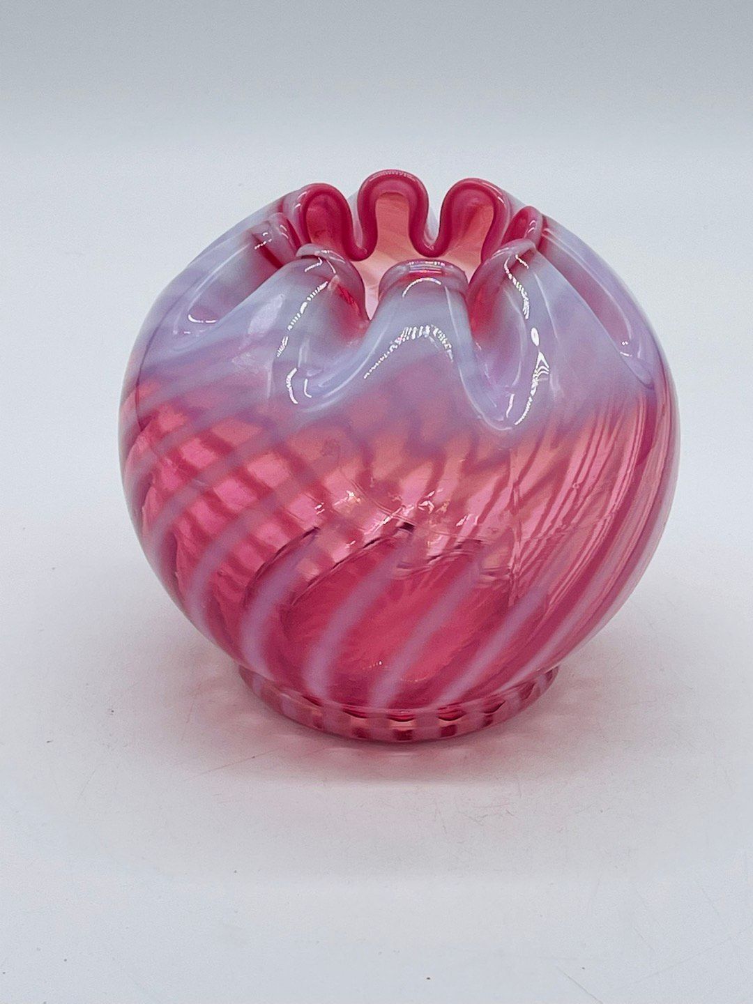 Niknax · 14. Fenton Cranberry Opalescent Striped Optic Swirl Bowl