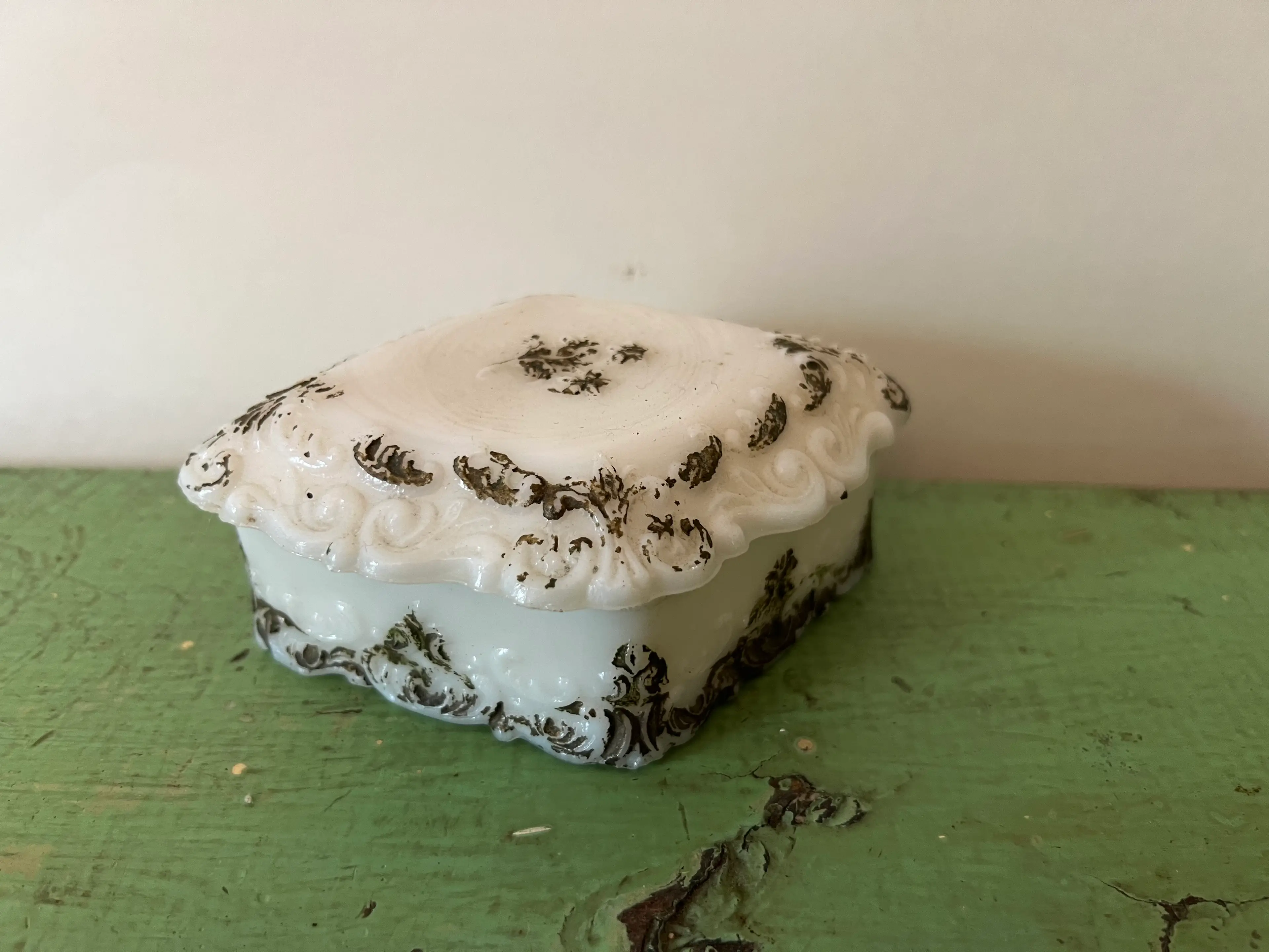 Image 3 of 8