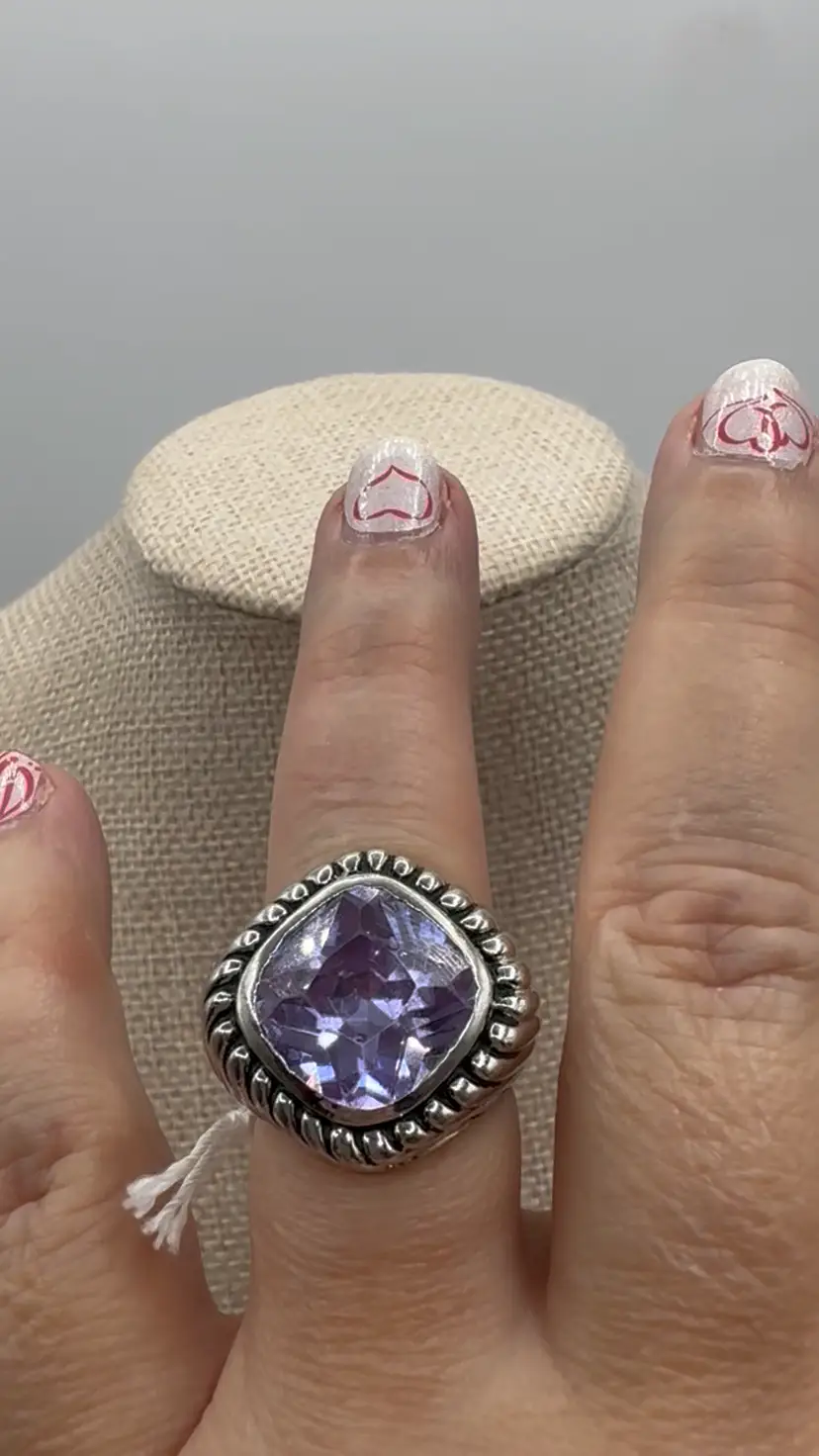 Chunky Silvertone Cocktail Ring With Purple Glass Rhinestone Size 8