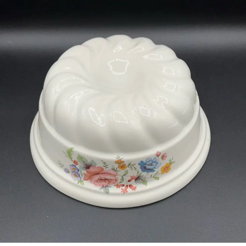 Shabby Chic Ceramic Jello Mold Wall Decor