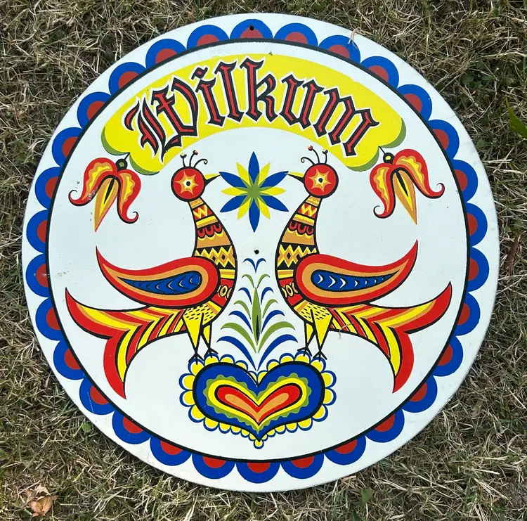 Vintage Pennsylvania Dutch “Wilkum” Hex Wooden Sign