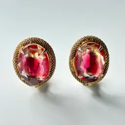 Vintage Givre red clear glass earrings oval gold tone mesh clip-on earrings classic tailored