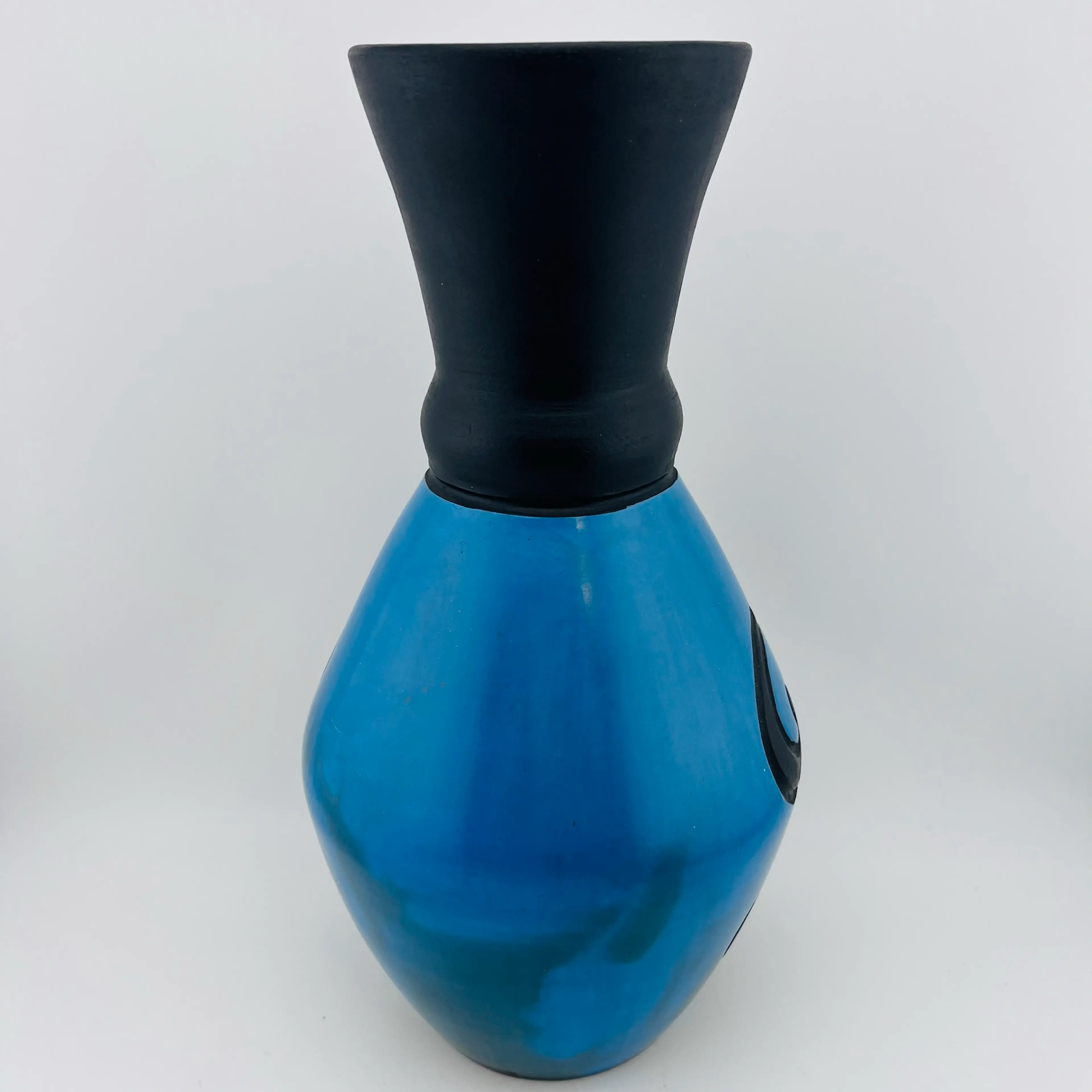 Image 4 of 6