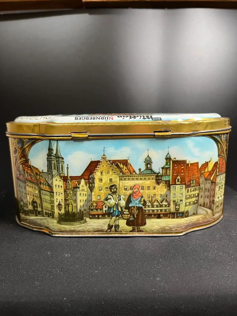 Vintage Hinged Tin-"Fine Spiced Cakes"-Gottfried Wicklein-Germany-Lot 54