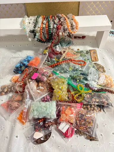 It’s Another Bead Show $1, $3 and $5 Starts