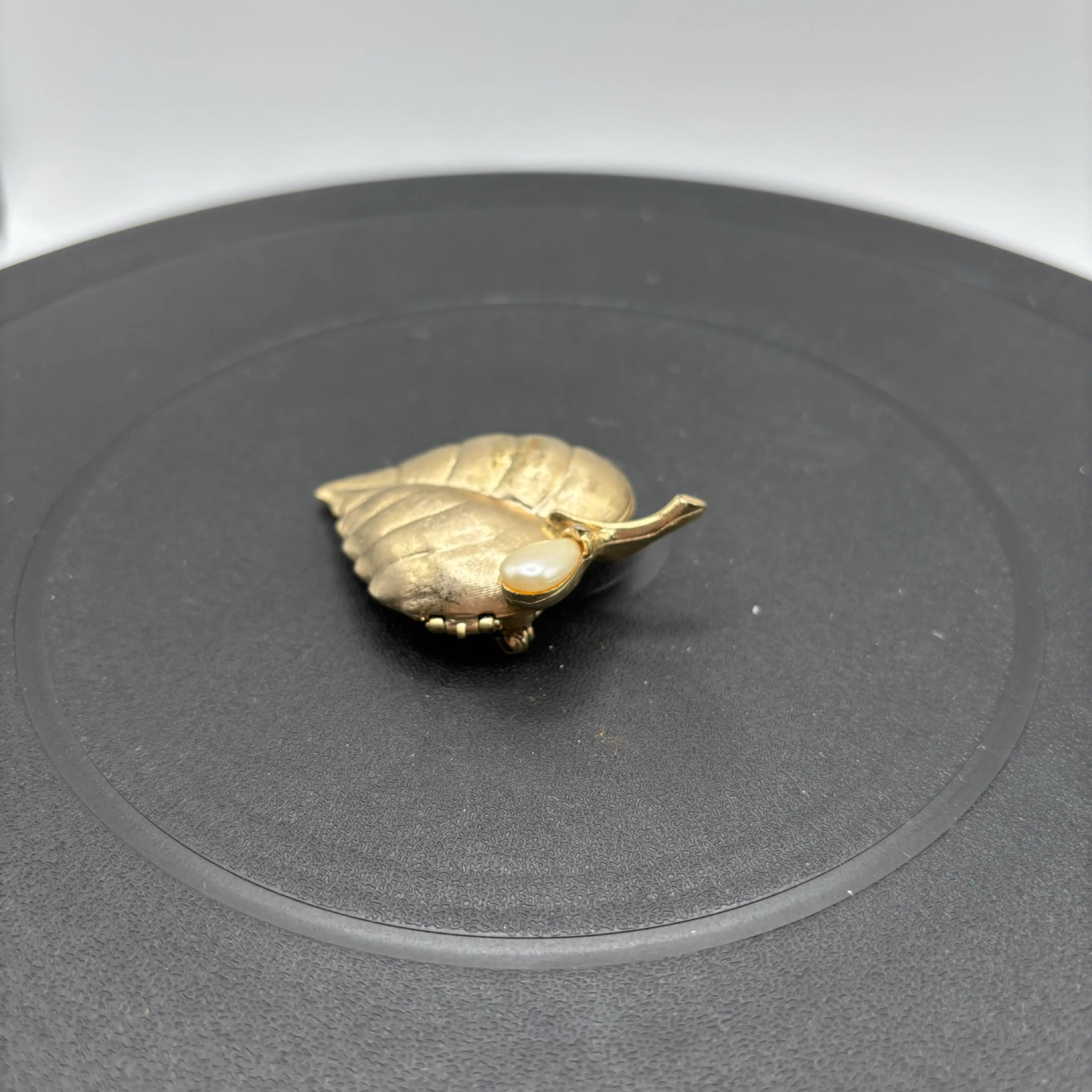 Image 2 of 5