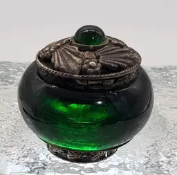 Vintage Emerald Green Glass & Silver Snuff Box  Trinket 1.75"