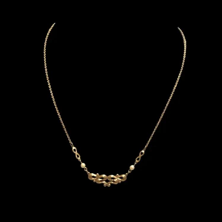 Vintage ‘Avon’ Necklace