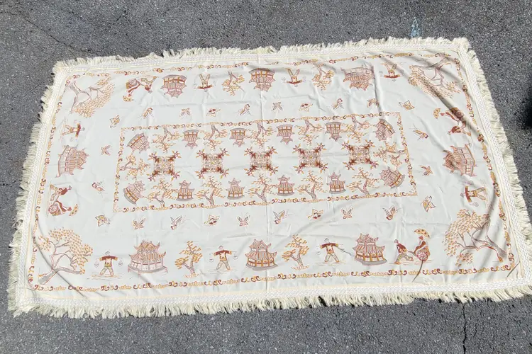 Vtg 1960s Chinese tablecloth 88"x48"