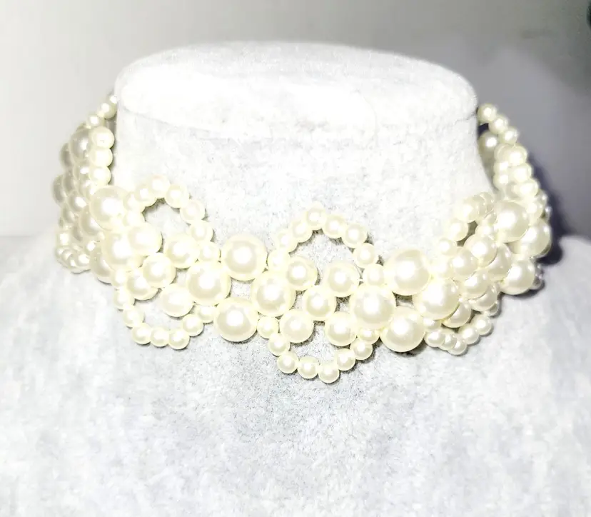 BERYUAN Boho 3-Tier Faux Pearls Choker Necklace chunky layered Graduated Pearls